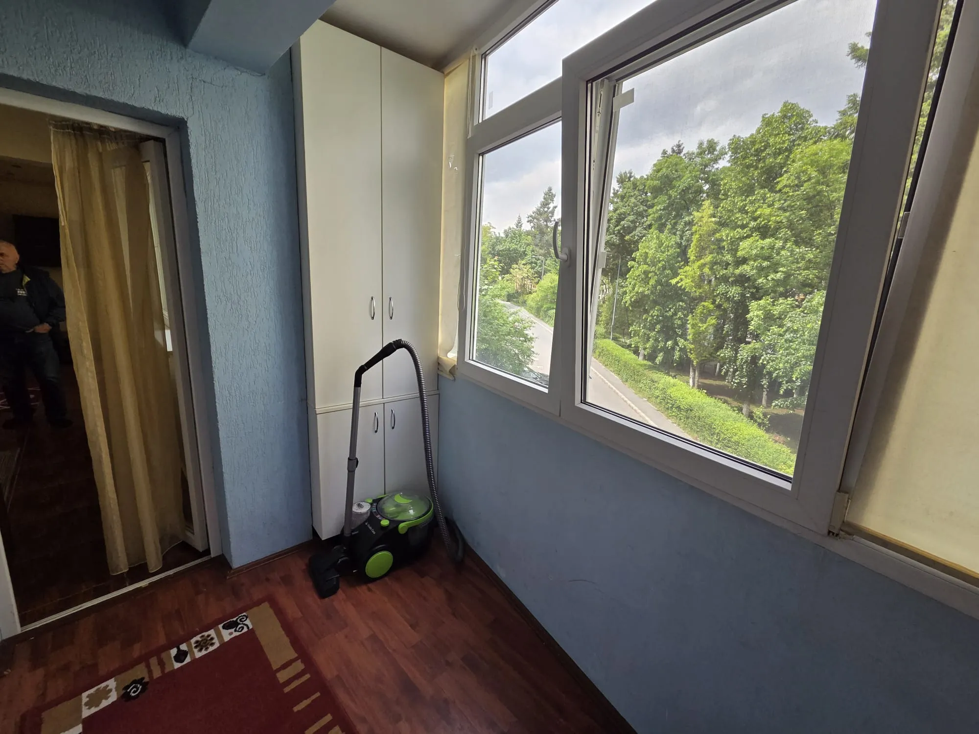 property gallery main image