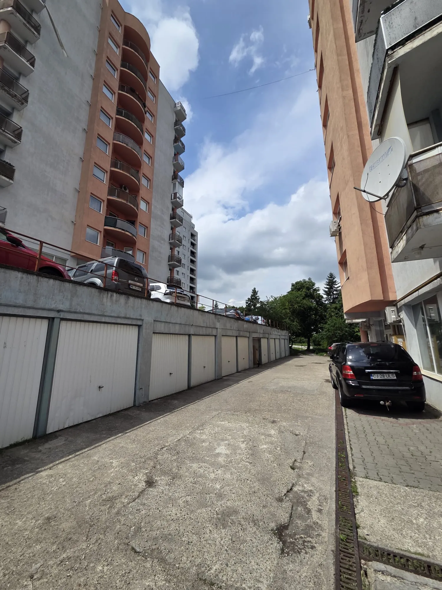 property gallery main image