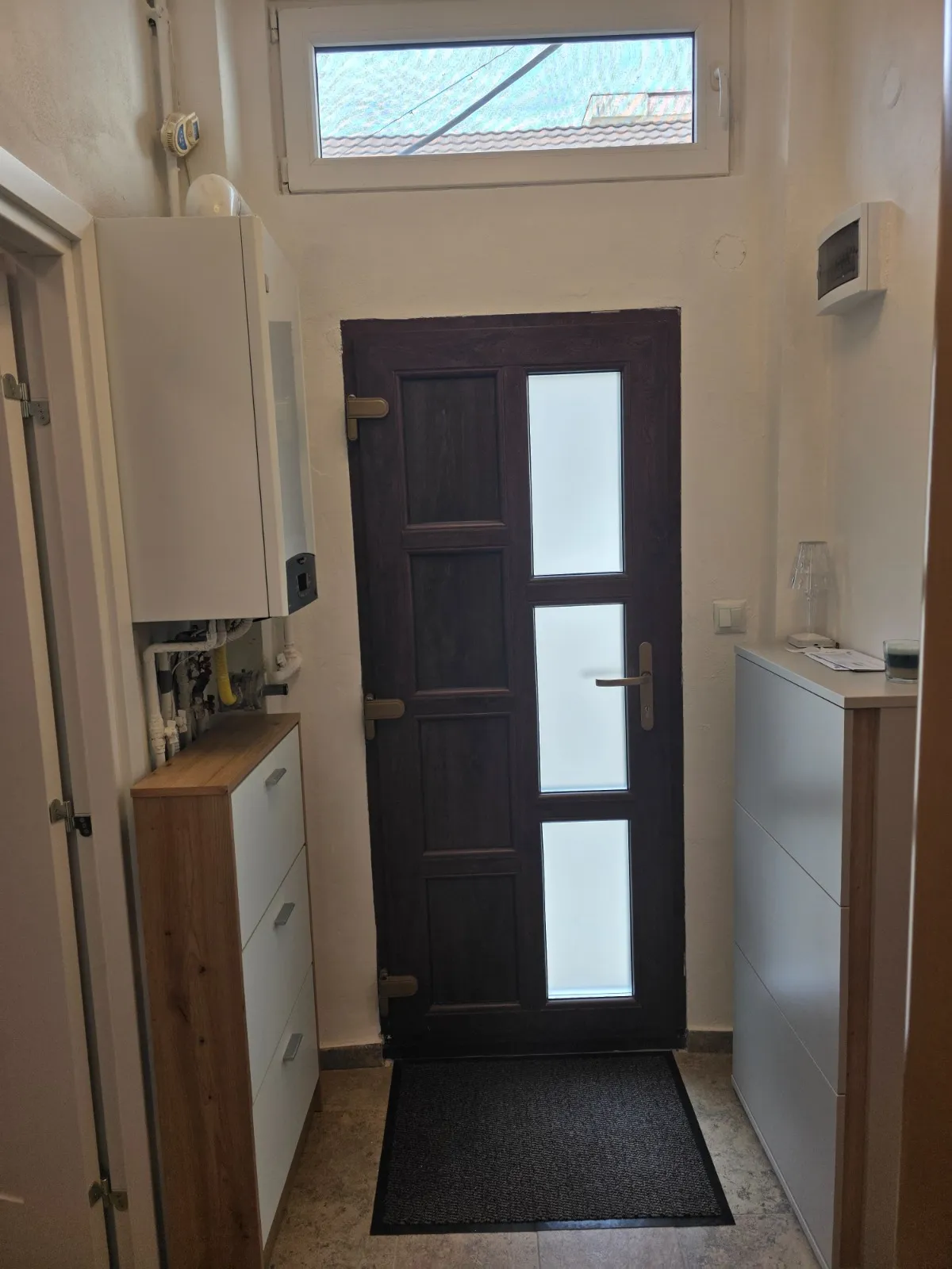 property gallery main image