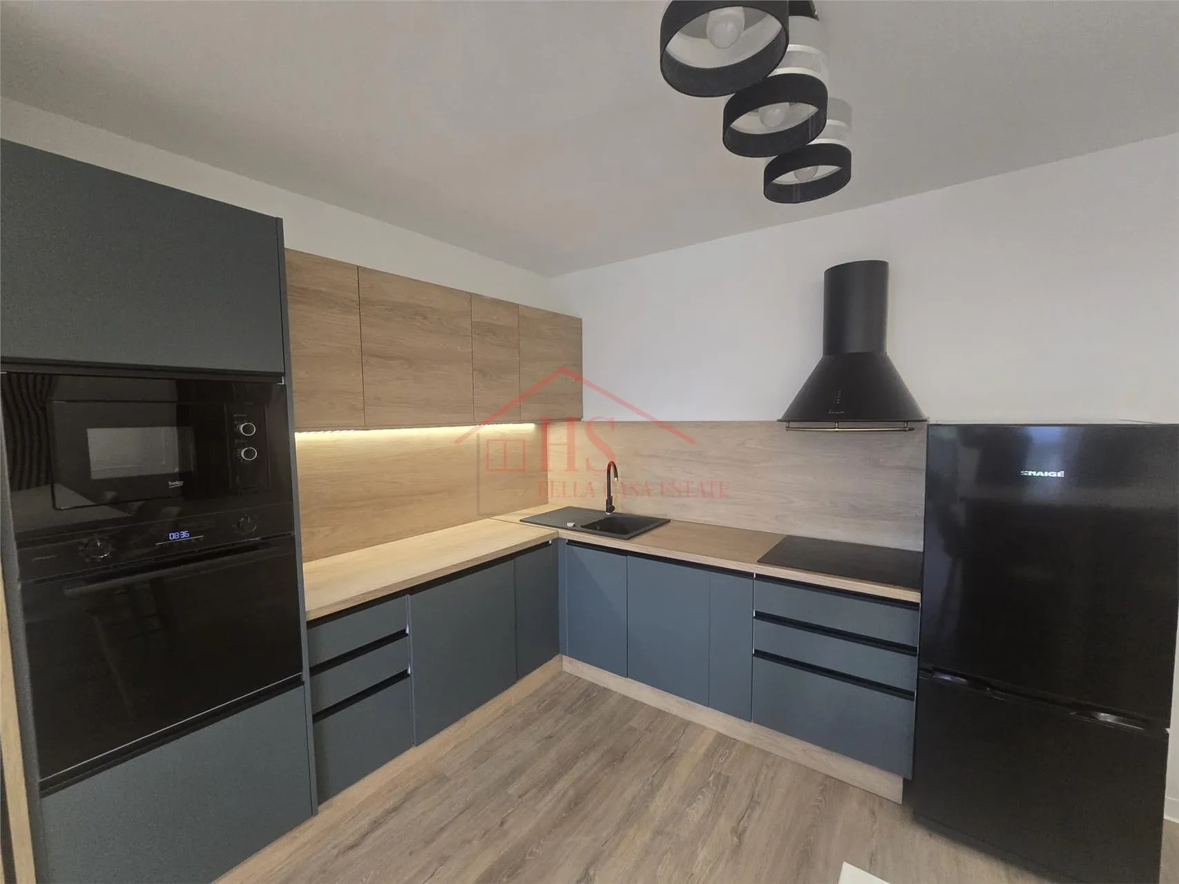 property gallery main image