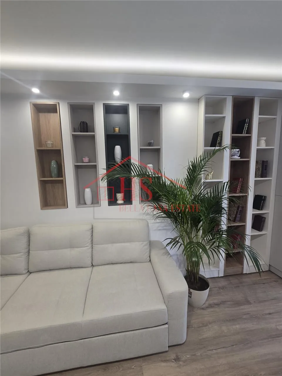 property gallery main image