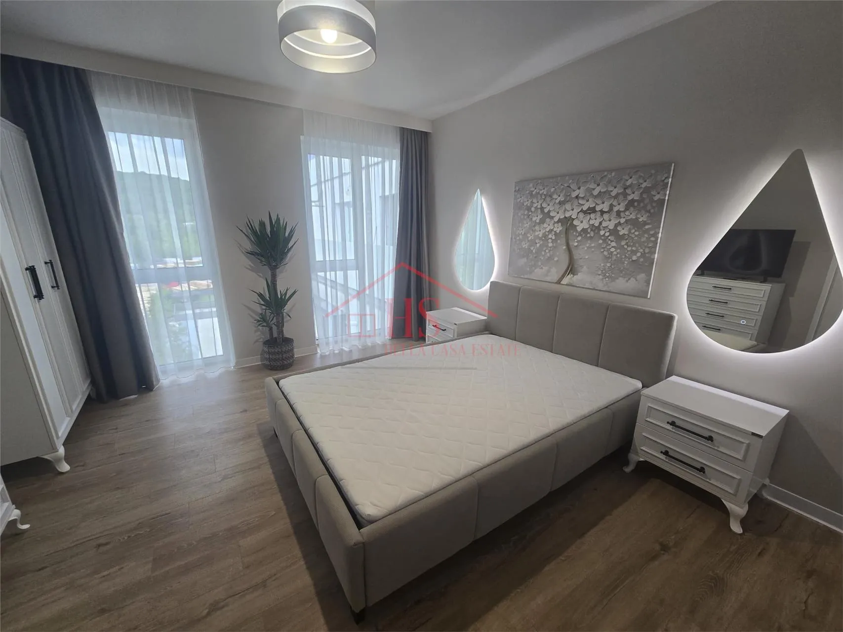 property gallery main image