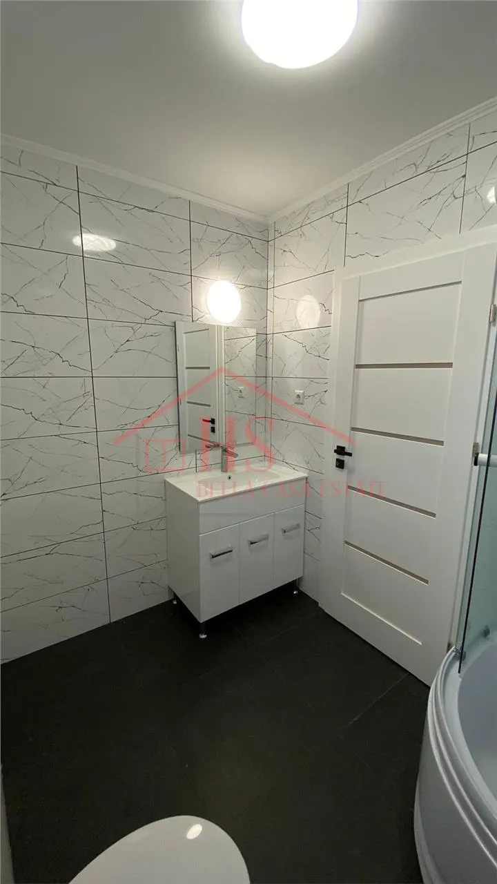 property gallery main image