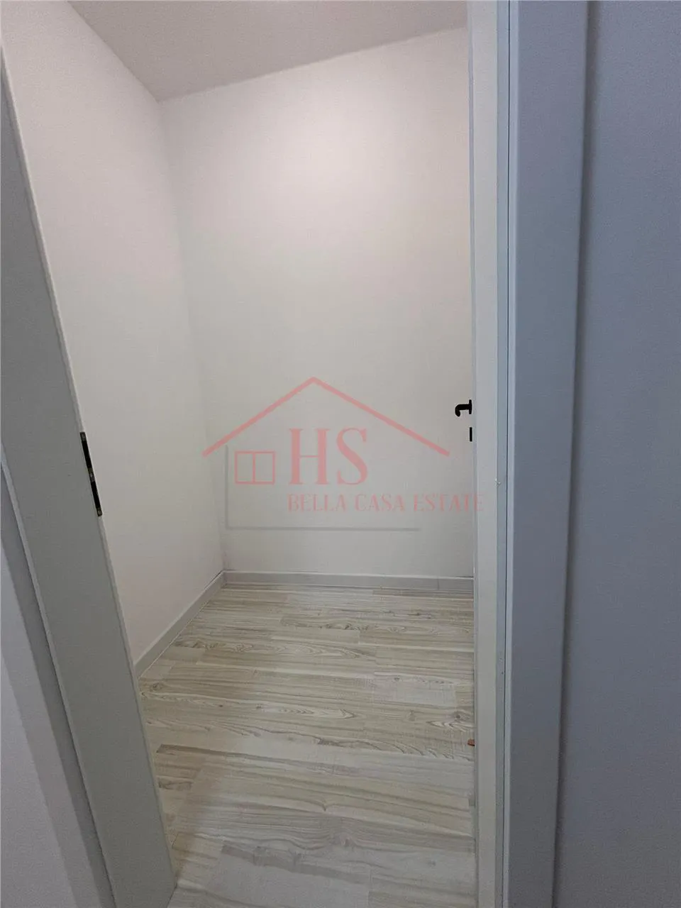 property gallery main image