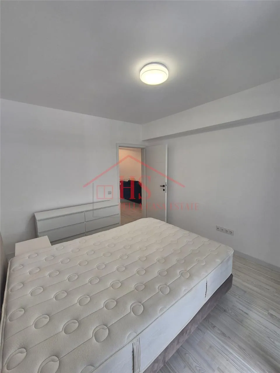 property gallery main image
