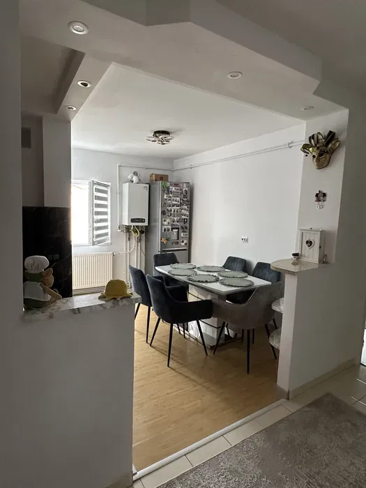 property gallery main image
