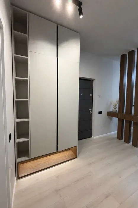 property gallery main image