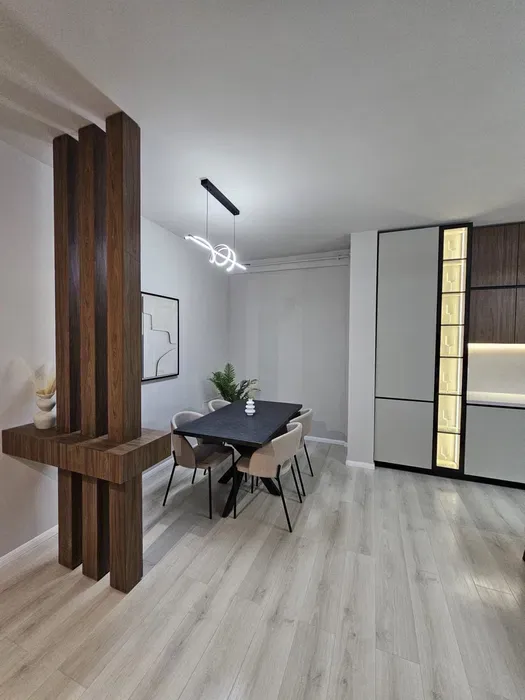 property gallery main image