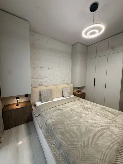 property gallery main image