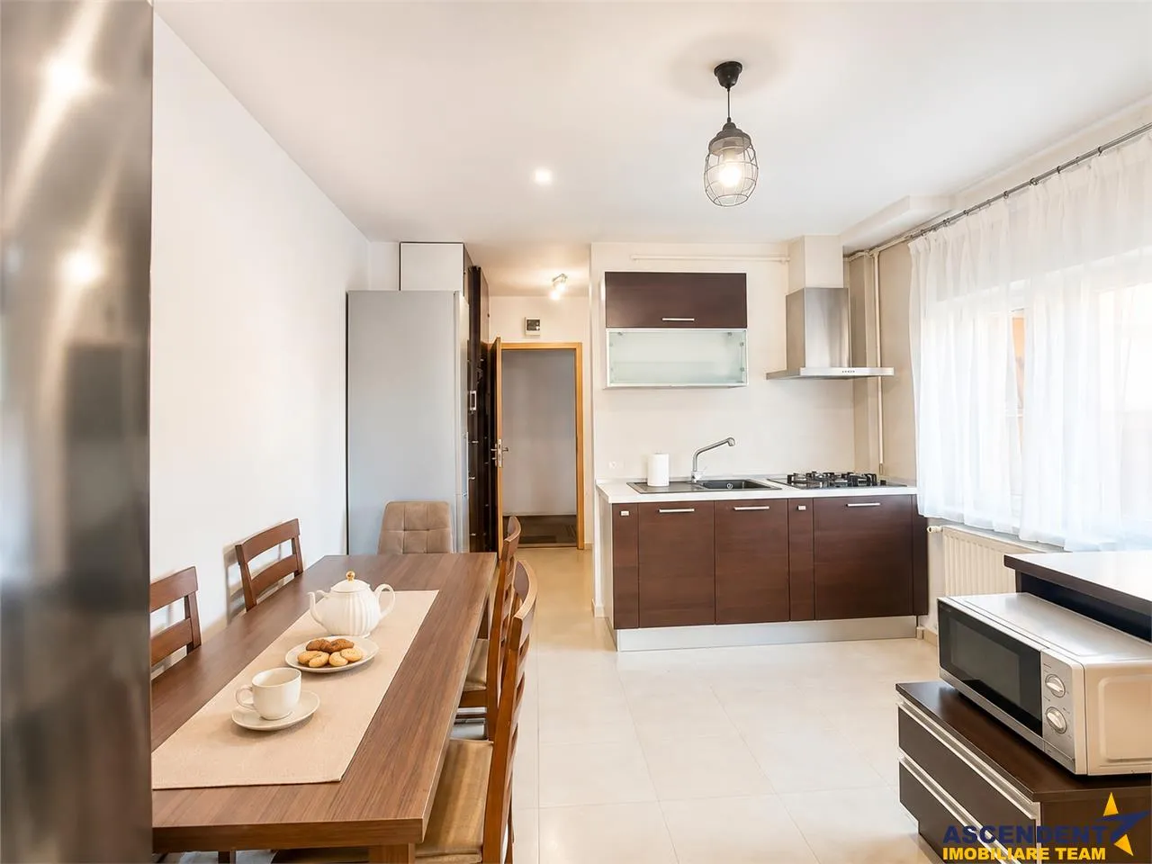 property gallery main image